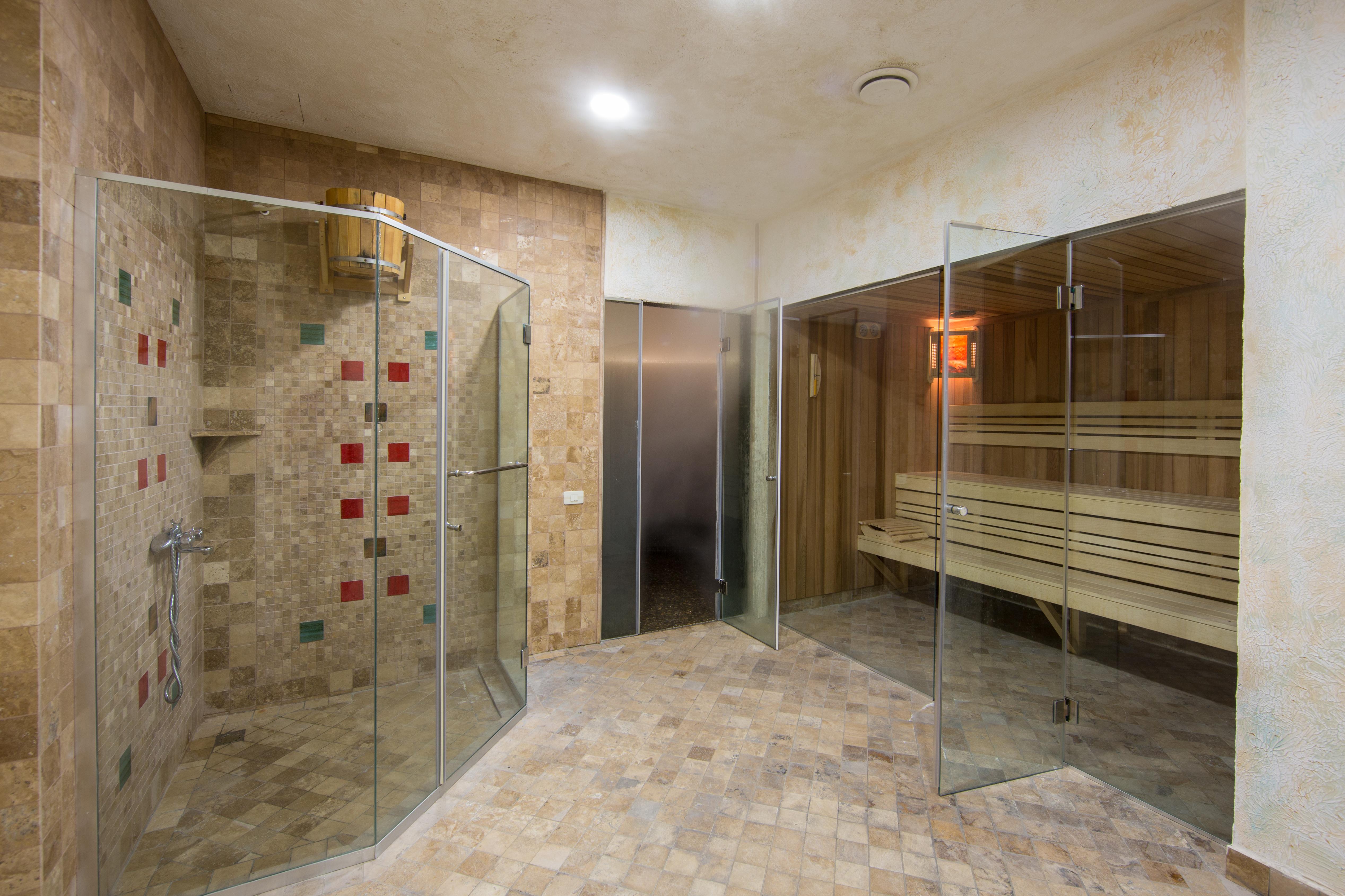 Caucasus Hotel Kasagh Buitenkant foto A shower and a sauna