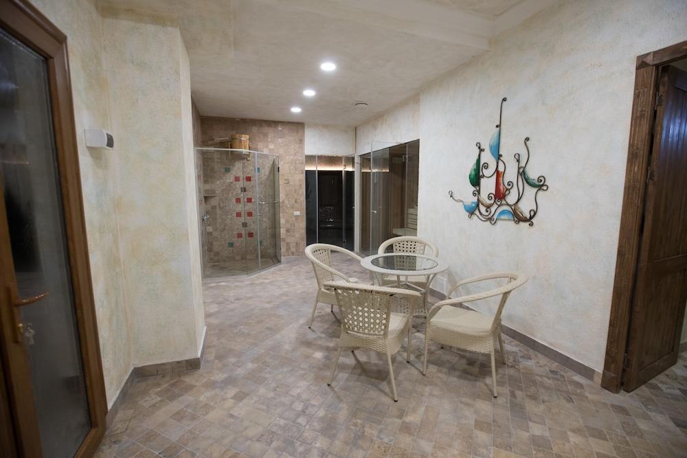 Caucasus Hotel Kasagh Buitenkant foto A typical room at the spa